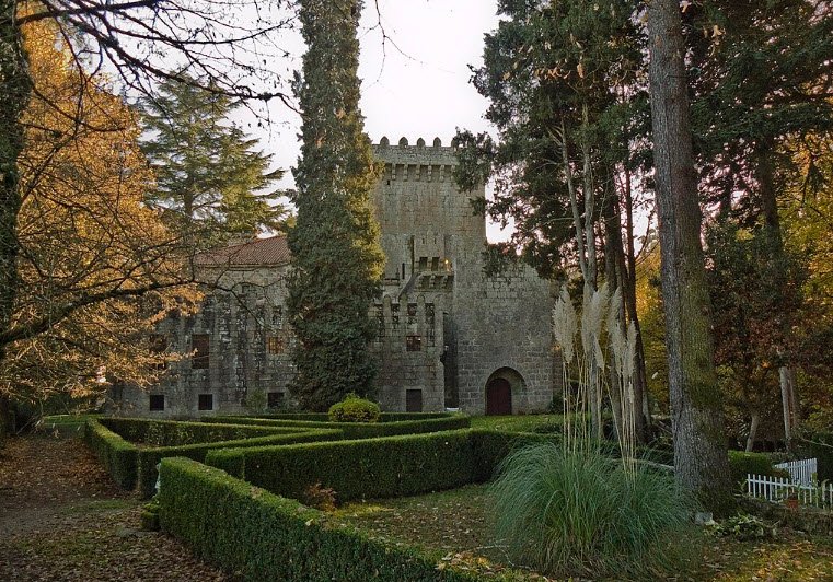 Castelo de Maside, Spain